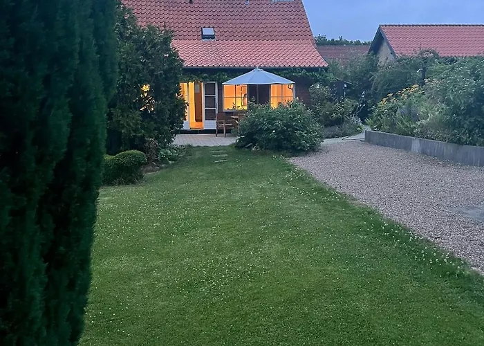 Beach House With Access To Sandy Beach